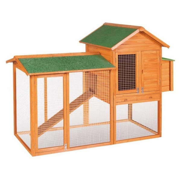 Wooden shed for 8 laying hens